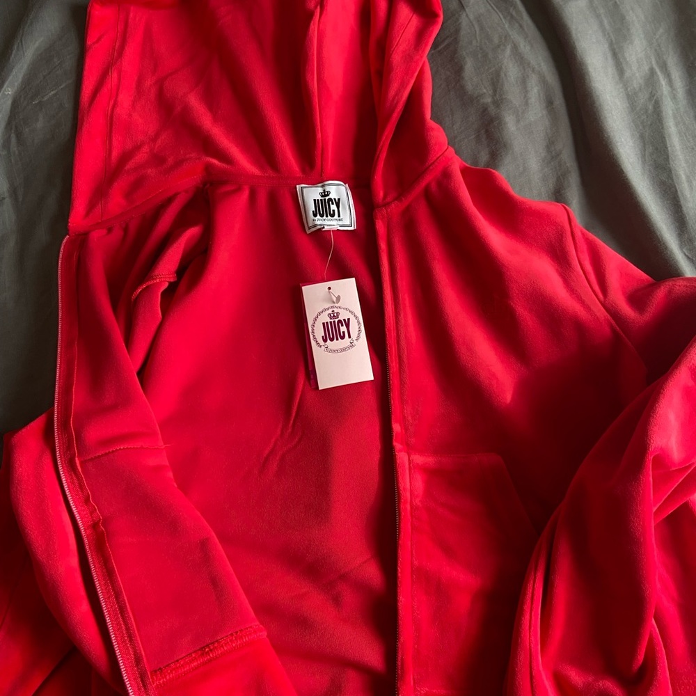 2 BRAND NEW w/ TAGS 🏷 JUICY COUTURE TRACKSUITS JACKETS ARE L PANTS ARE XL‼️